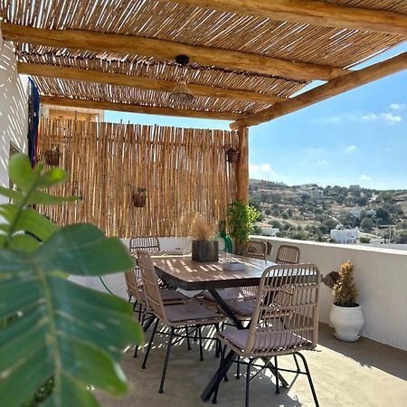 Sonia'S Luxury Apartment With Jacuzzi Kamilari Exterior foto