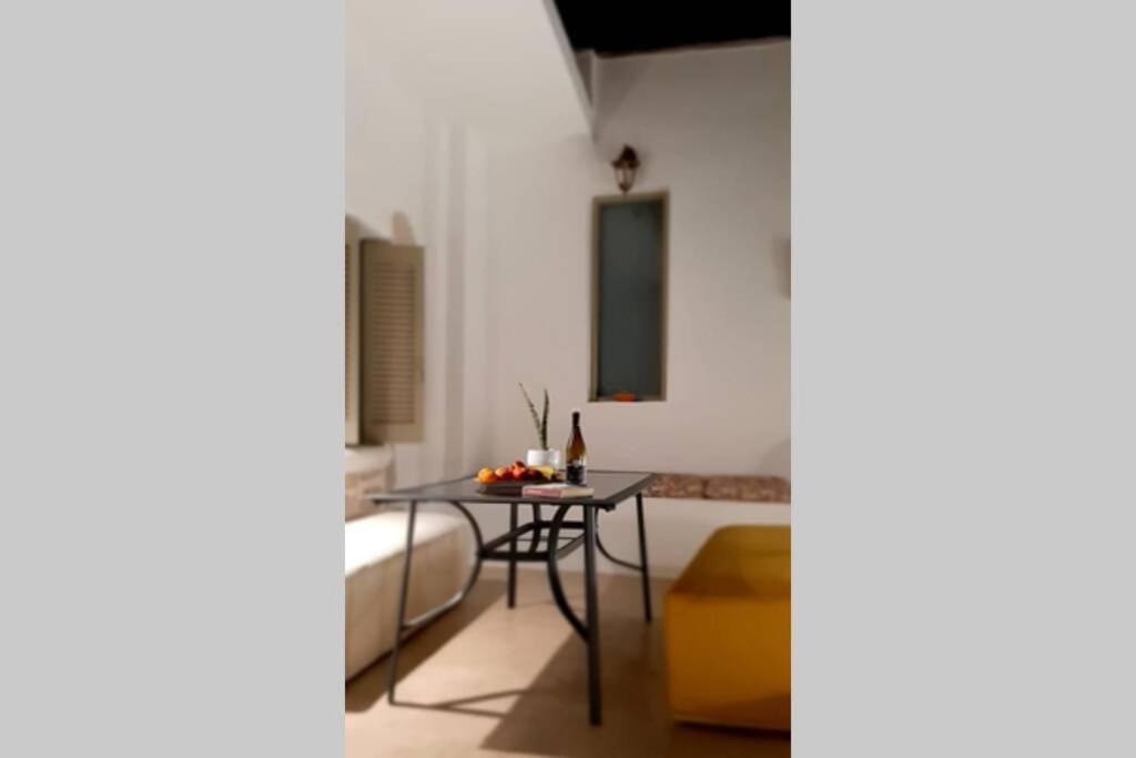 Sonia'S Luxury Apartment With Jacuzzi Kamilari Exterior foto