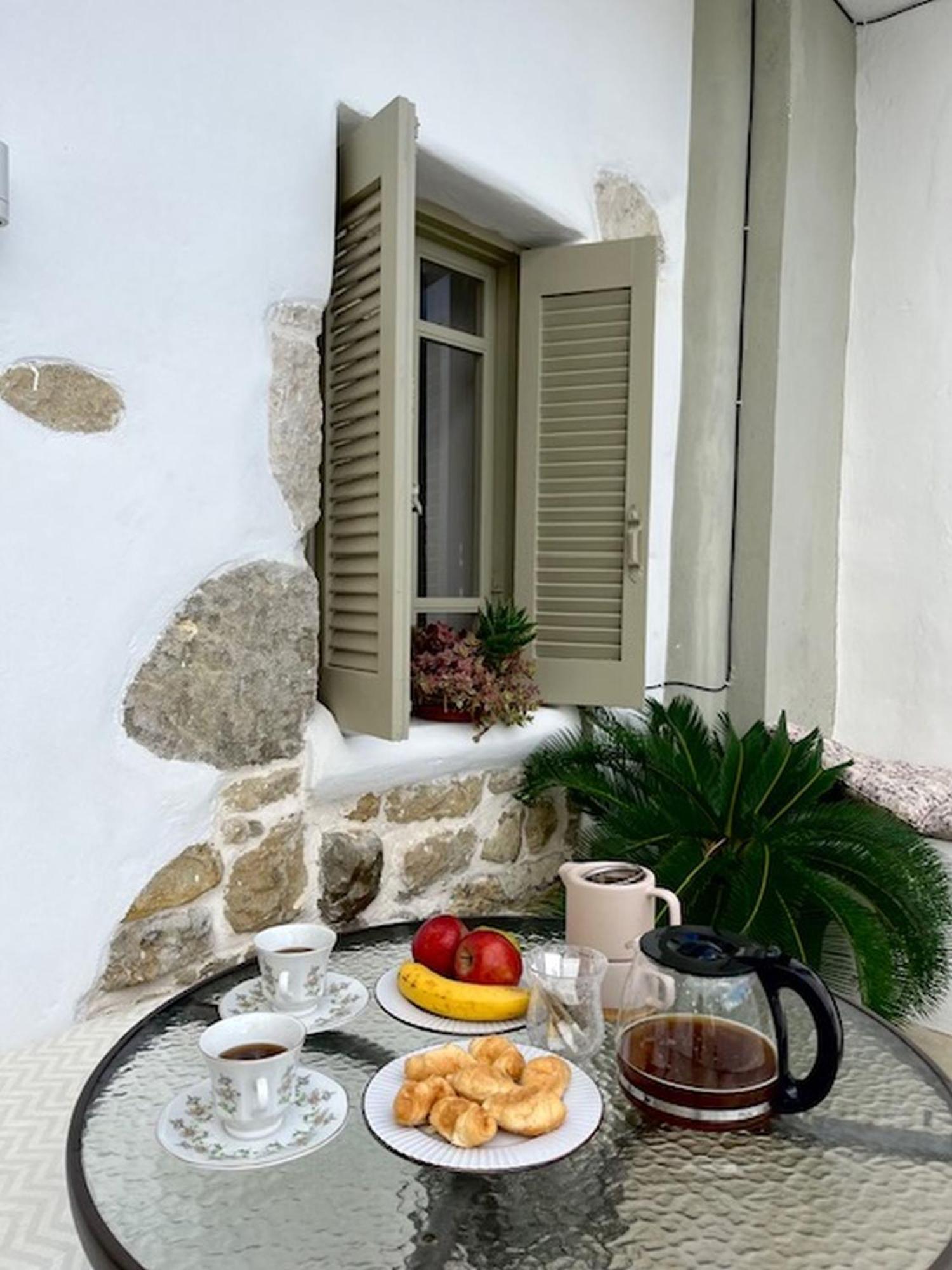 Sonia'S Luxury Apartment With Jacuzzi Kamilari Exterior foto